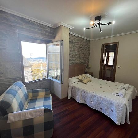 Hotel Caldelas Sacra-Pension Rustica 3 Estrellas Кастро Калделас Екстериор снимка