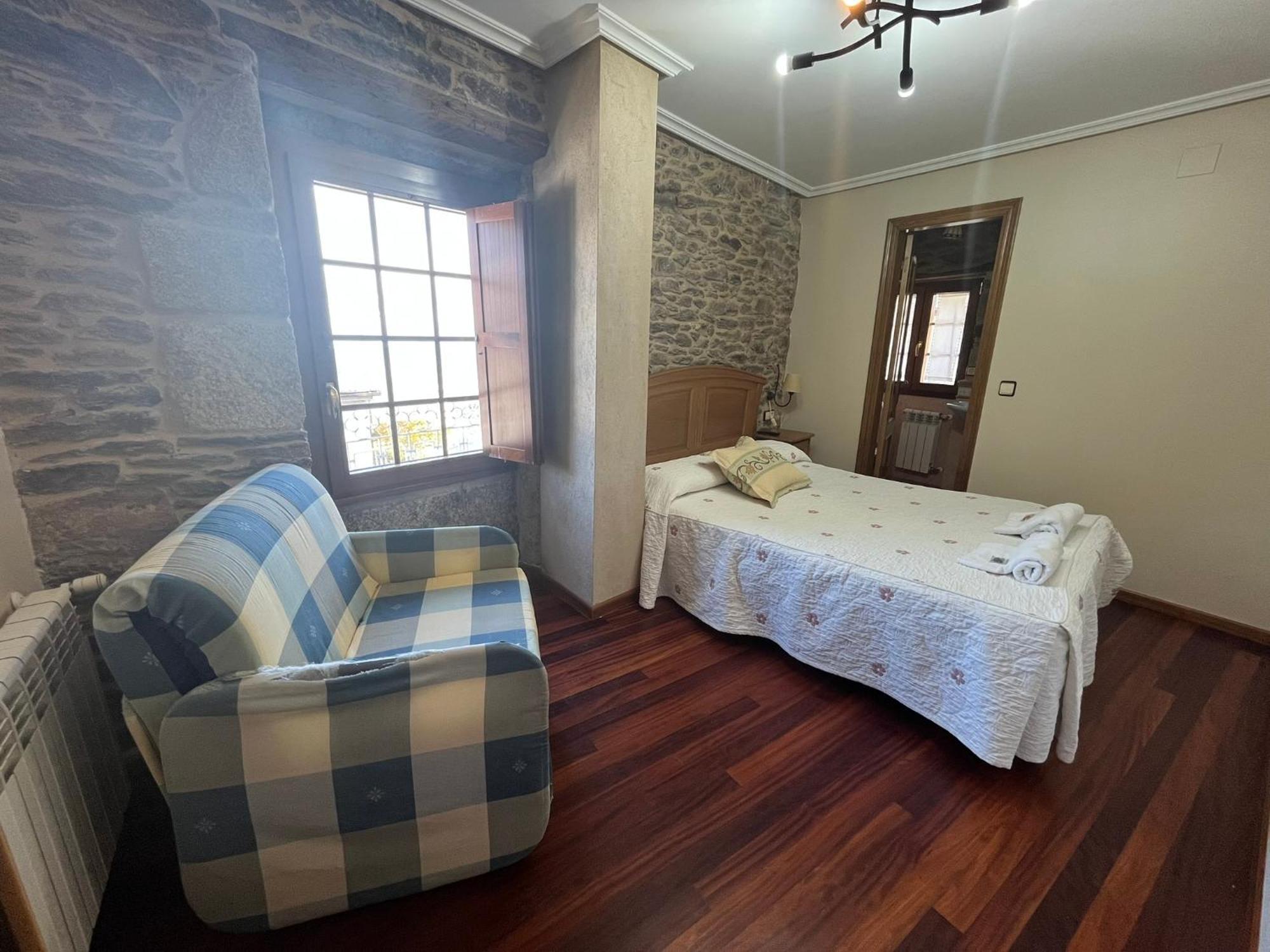 Hotel Caldelas Sacra-Pension Rustica 3 Estrellas Кастро Калделас Екстериор снимка