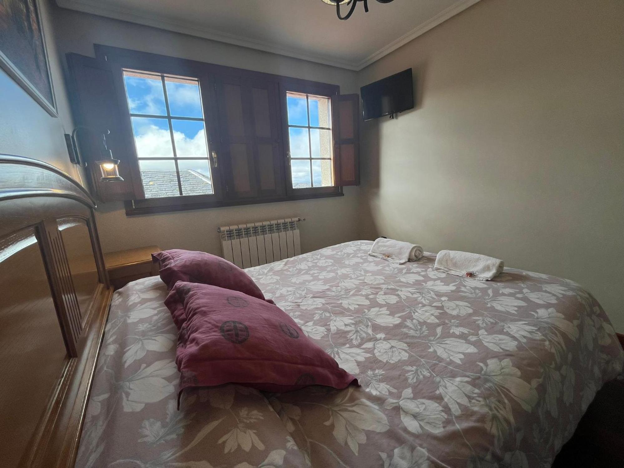 Hotel Caldelas Sacra-Pension Rustica 3 Estrellas Кастро Калделас Екстериор снимка